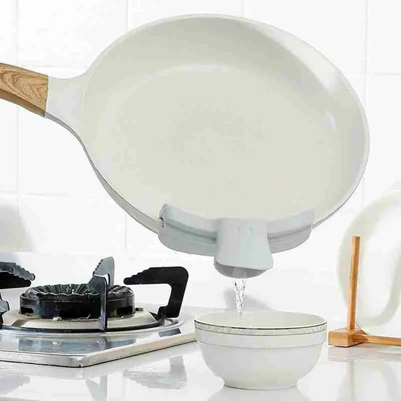 Silicone Anti-spill Duckbill Drain Pans Leak-proof Pot with Round Mouth Edge Liquid Deflector Funnel Soup Diversion Kitchen Tool