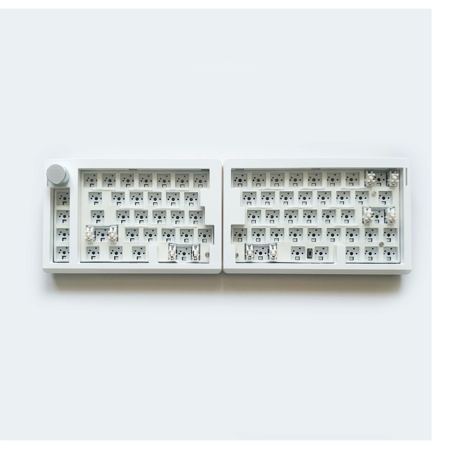 GMK70 Split Type Customized Gaming Mechanical Keyboard Kit Hot swappable Gasket Customized Ergonomic Keyboard Supports QMK/VIA