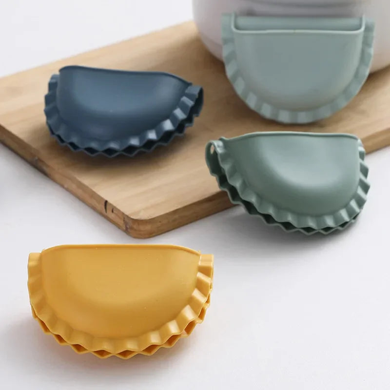 Silicone Heat Resistant Gloves Clips Dish Hold Anti-slip Oven Glove Mitts BBQ Tray Pot Dish Bowl Holder Kitchen Accessories