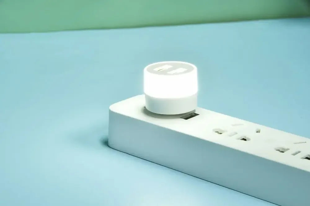 LED USB Book Lamp USB Light Eye Protection Reading Light Computer Reading Lamp Mobile Power Charging Book Lamps Mini Night Light