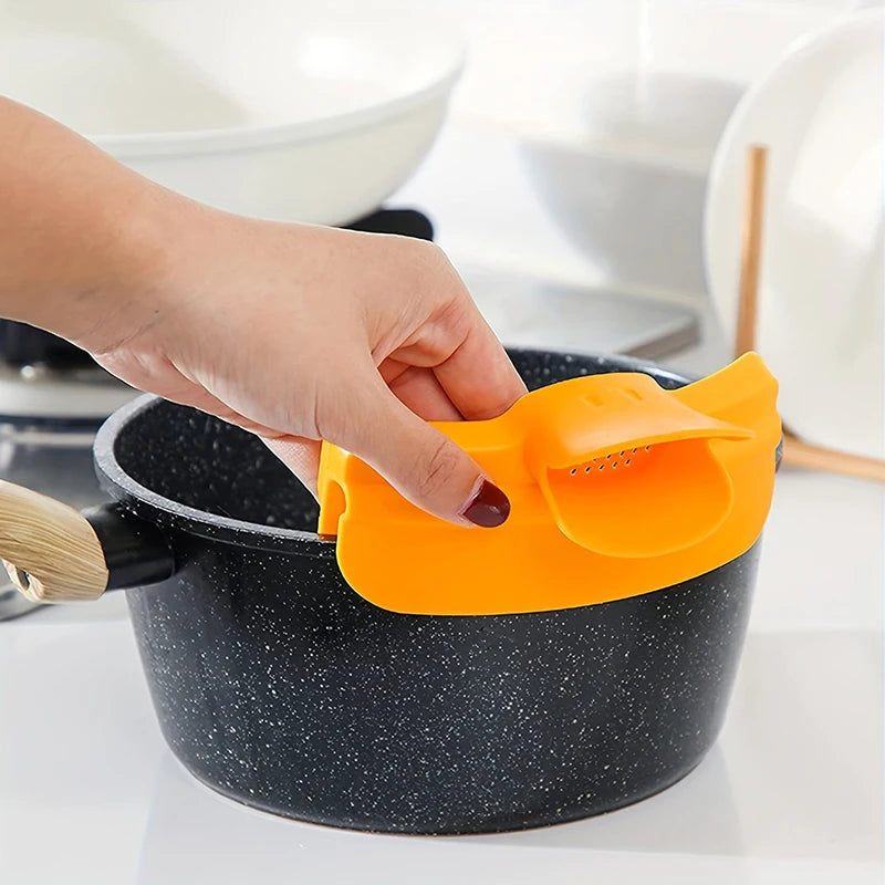 Silicone Pot Side Drainage Guide Nozzle Anti-Spill Cute Duckbill Shape Kitchen Soup Pouring Funnel Clip Spaghetti Funnel Filter