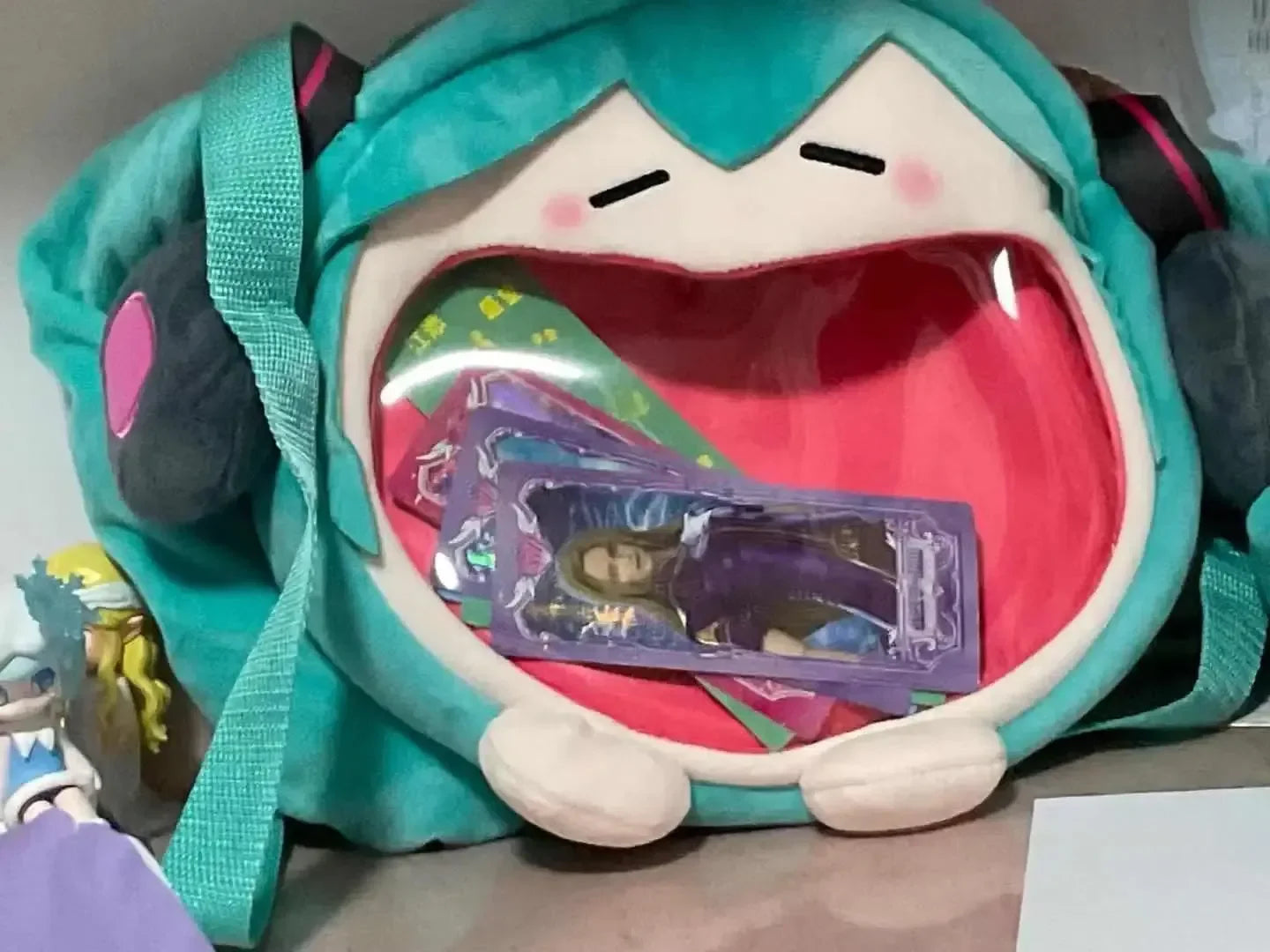 Kawaii Miku Plush Toy Anime Cute Soft Stuffed Plushie Doll Cartoon Houlder Pain Bag Backpack Decor cute Birthday Gifts toys