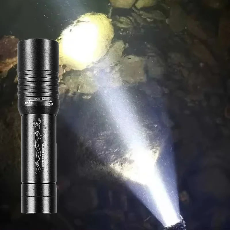 Powerful LED Diving Flashlight Zoomable Underwater Torch  Professional Diving 300M Dive Lights IPX8 Waterproof Fishing Lantern