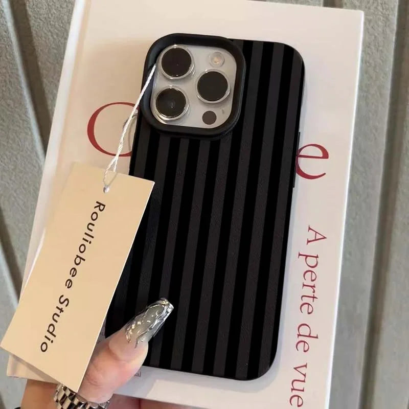 Colorful Striped Minimalist INS Couple Phone Case For iPhone 17 16 11 13 12 14 15 Pro Max XS X XR 7 8 Plus 16E 16 17 Pro Cover