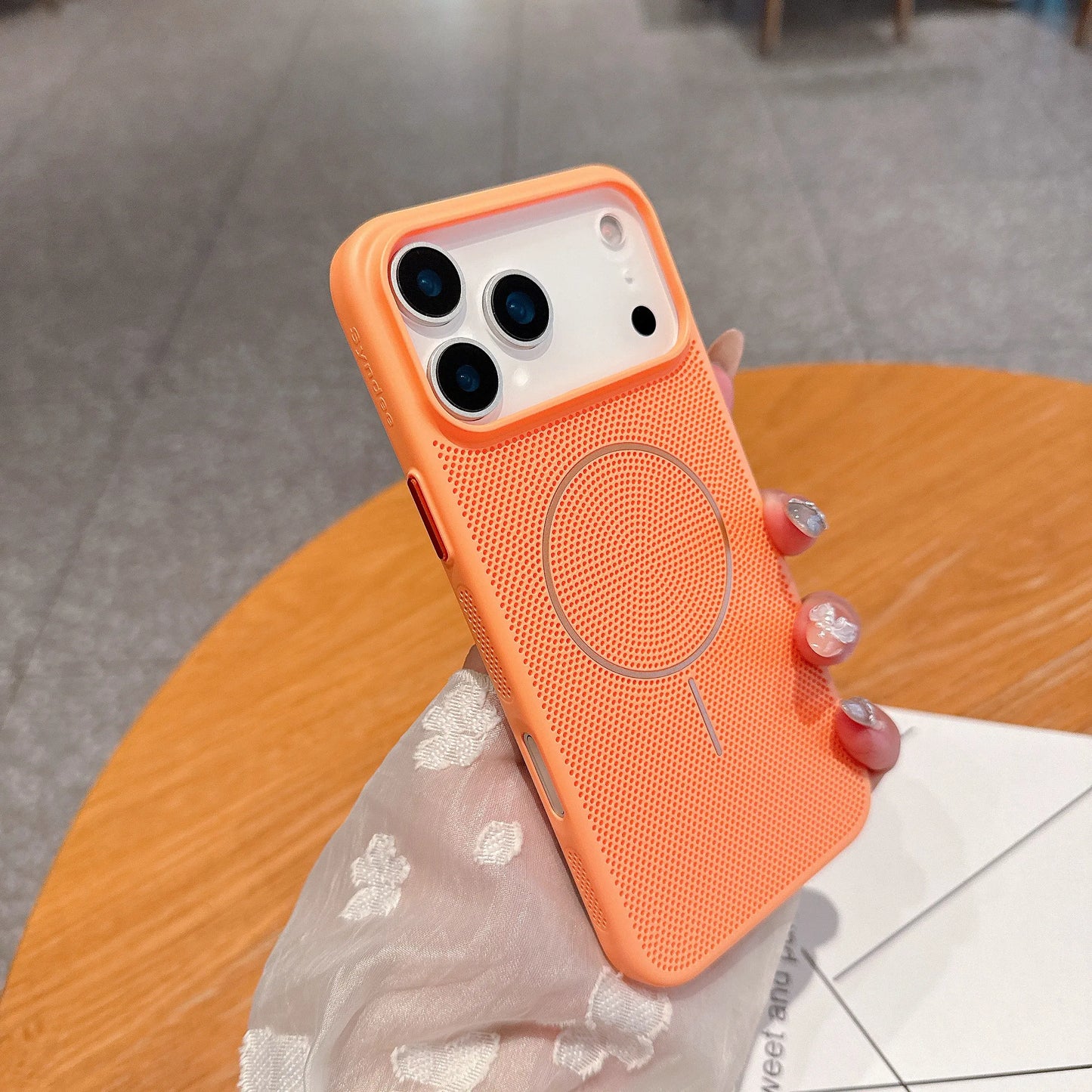 Cooling Heat Dissipation Magnetic Phone Case for iPhone 17 16 15 14 13 12 11 Pro Max Plus 17Pro Breathable Shockproof Back Cover