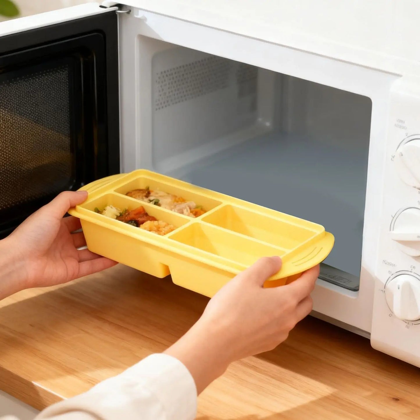 Silicone freezer tray with lid, 1 cup soup capacity refrigerator ice cube tray oven, suitable for freezing broth and leftovers