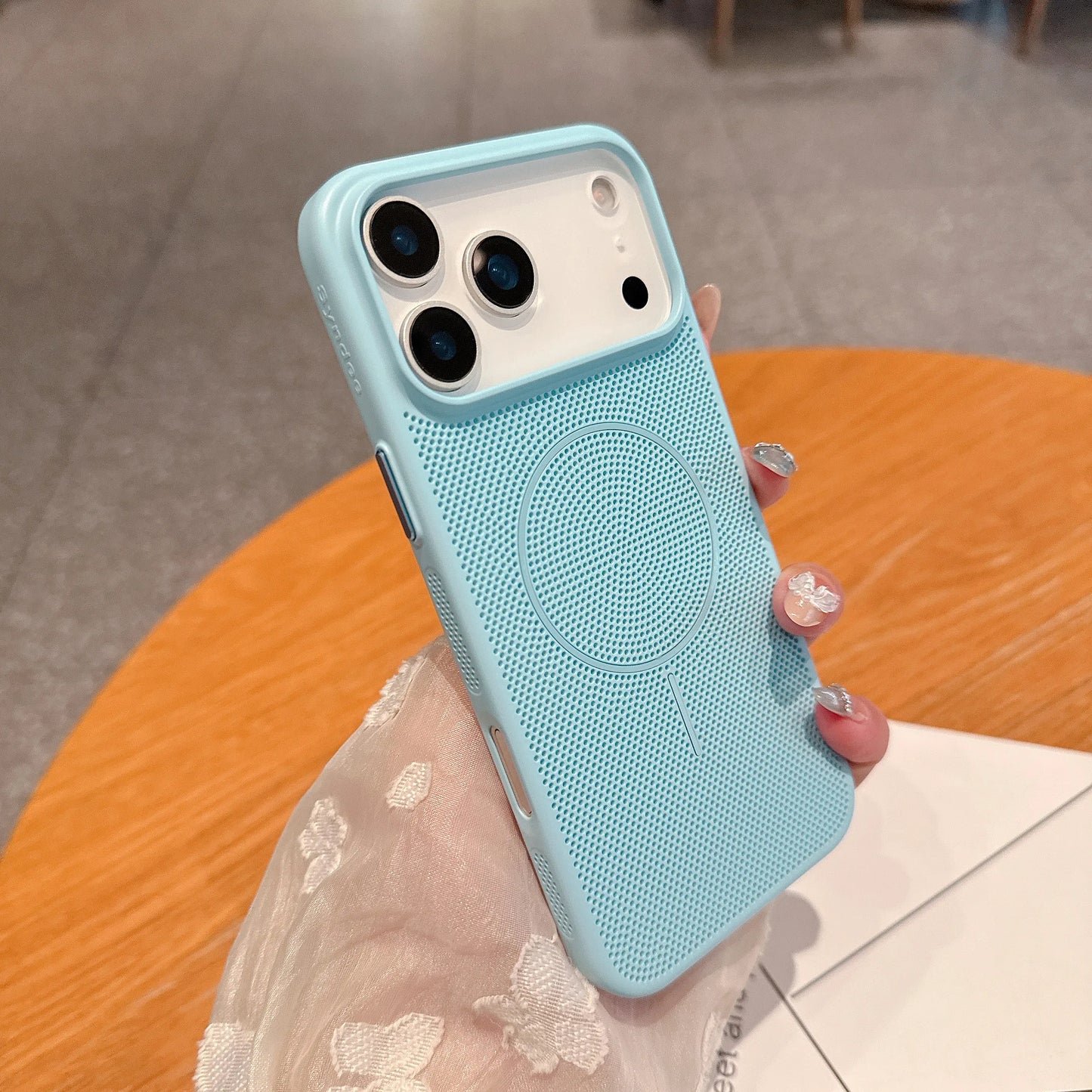 Cooling Heat Dissipation Magnetic Phone Case for iPhone 17 16 15 14 13 12 11 Pro Max Plus 17Pro Breathable Shockproof Back Cover