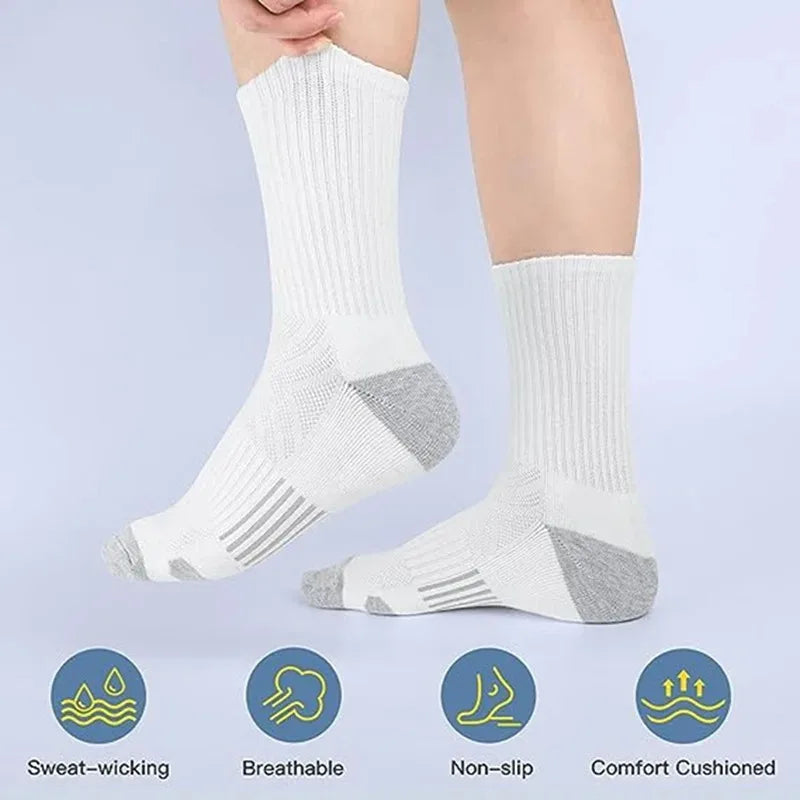 3 Pairs Men's Outdoor Gym Socks High Quality Comfortable Soft Ground-Gripping Football Large Size New Style